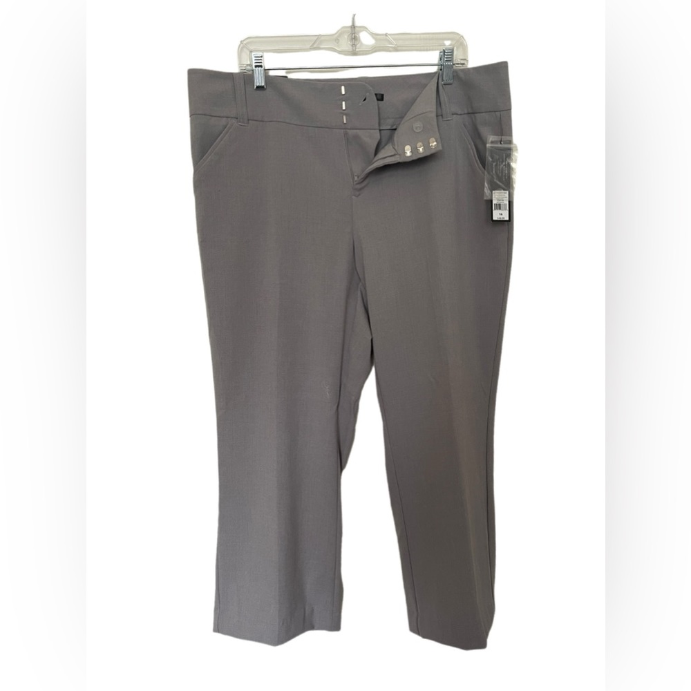 Daisy Fuentes Heather Grey Straight Leg Midrise My Favorite Pant Size 16 NWT